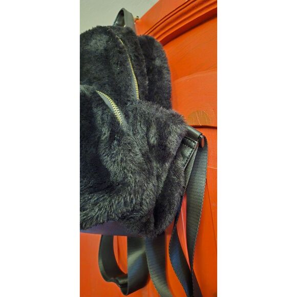 NWOT Juicy Couture Faux Fur Black Packpack Style Purse Gold Red Heart Accent NEW main image 6